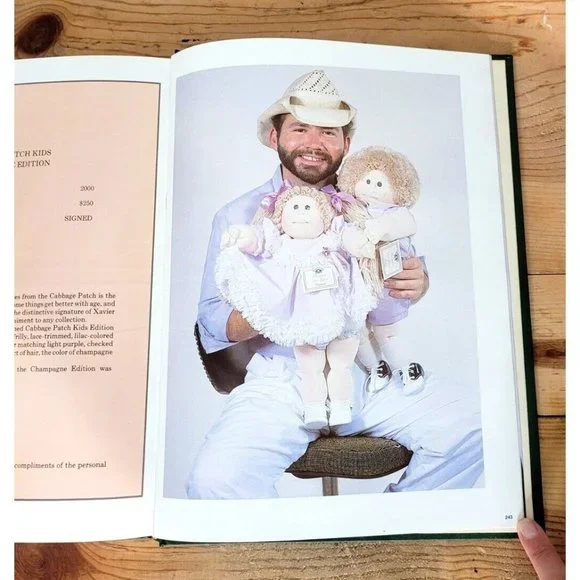 Vintage The Legend Of The Cabbage Patch Kids Book 1984 Hardcover Illustrated - Picture 8 of 9